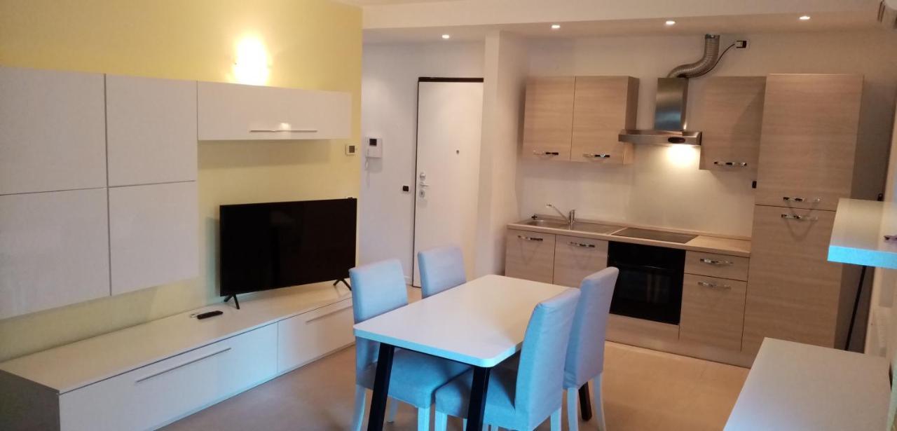 Residence Alessandra Supervacanza House - 도마소 외부 사진